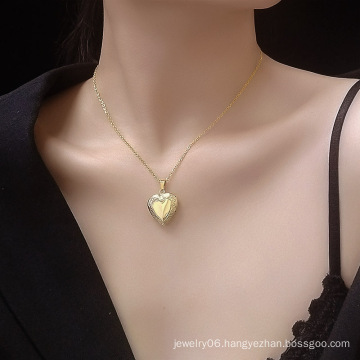 JS001 Stainless Steel Women heart shape Photo Box Frame Pendant 18k Gold Chain Necklace